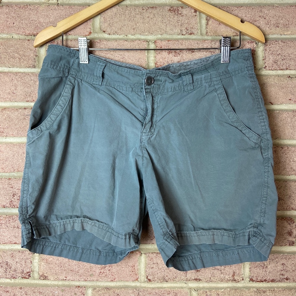 Columbia shorts